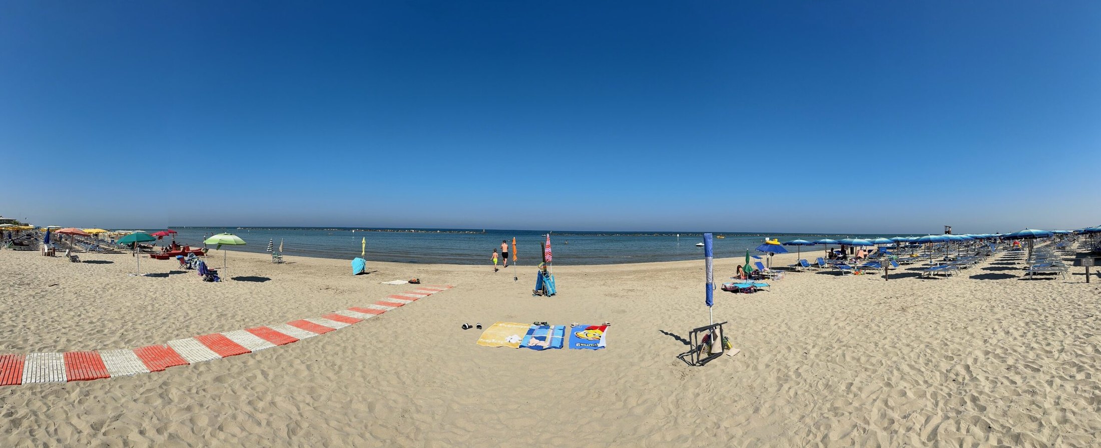 Villa Rosa Beach
